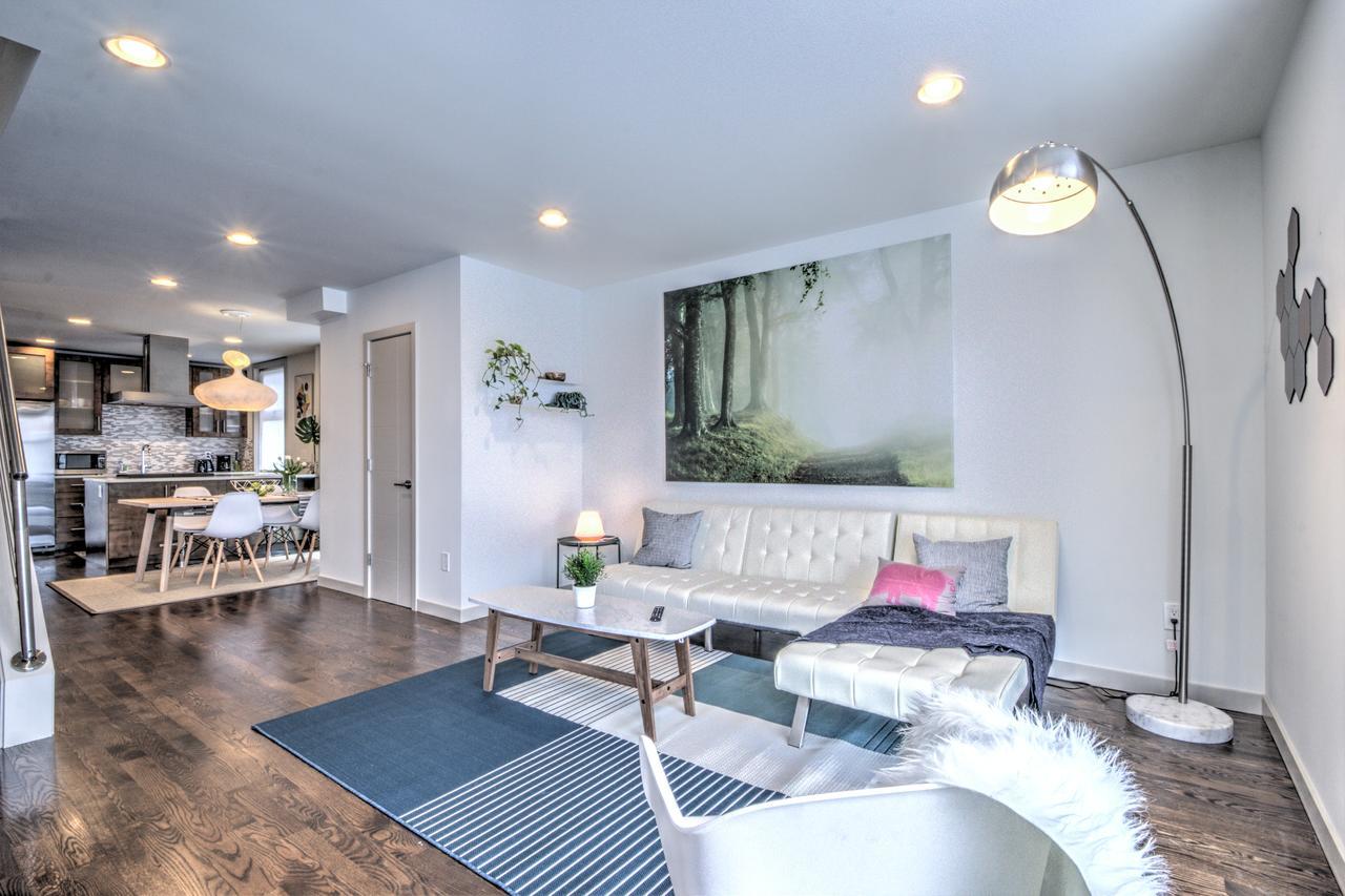 Central Modern Home With Rooftop Seattle Bagian luar foto