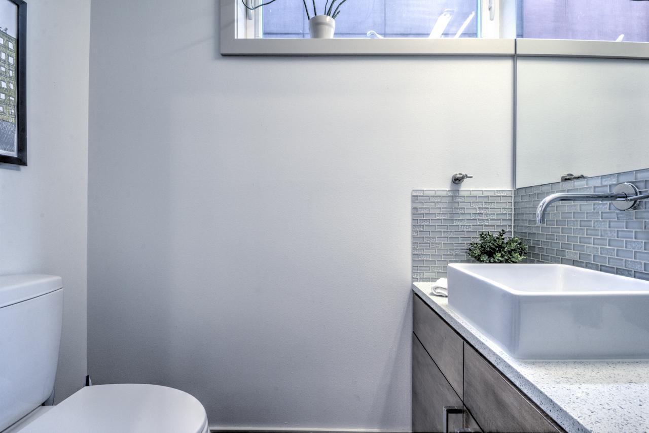 Central Modern Home With Rooftop Seattle Bagian luar foto