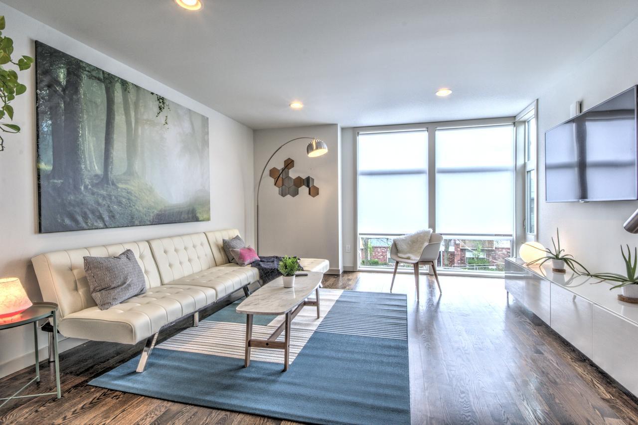 Central Modern Home With Rooftop Seattle Bagian luar foto