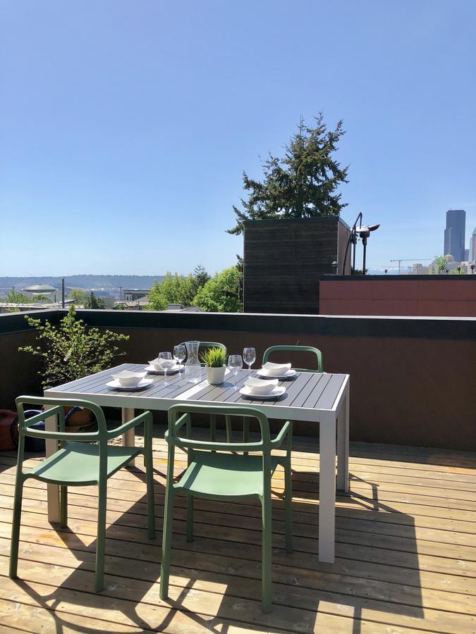 Central Modern Home With Rooftop Seattle Bagian luar foto