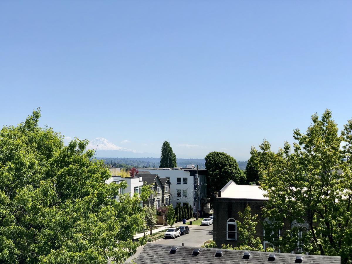 Central Modern Home With Rooftop Seattle Bagian luar foto